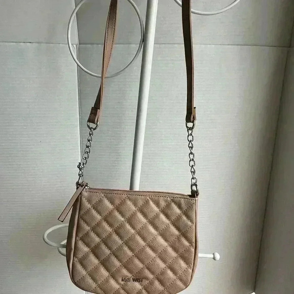 Nine West Handbag - Picture 2 of 9